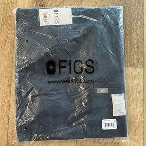 Figs Leon Slim Scrub Top